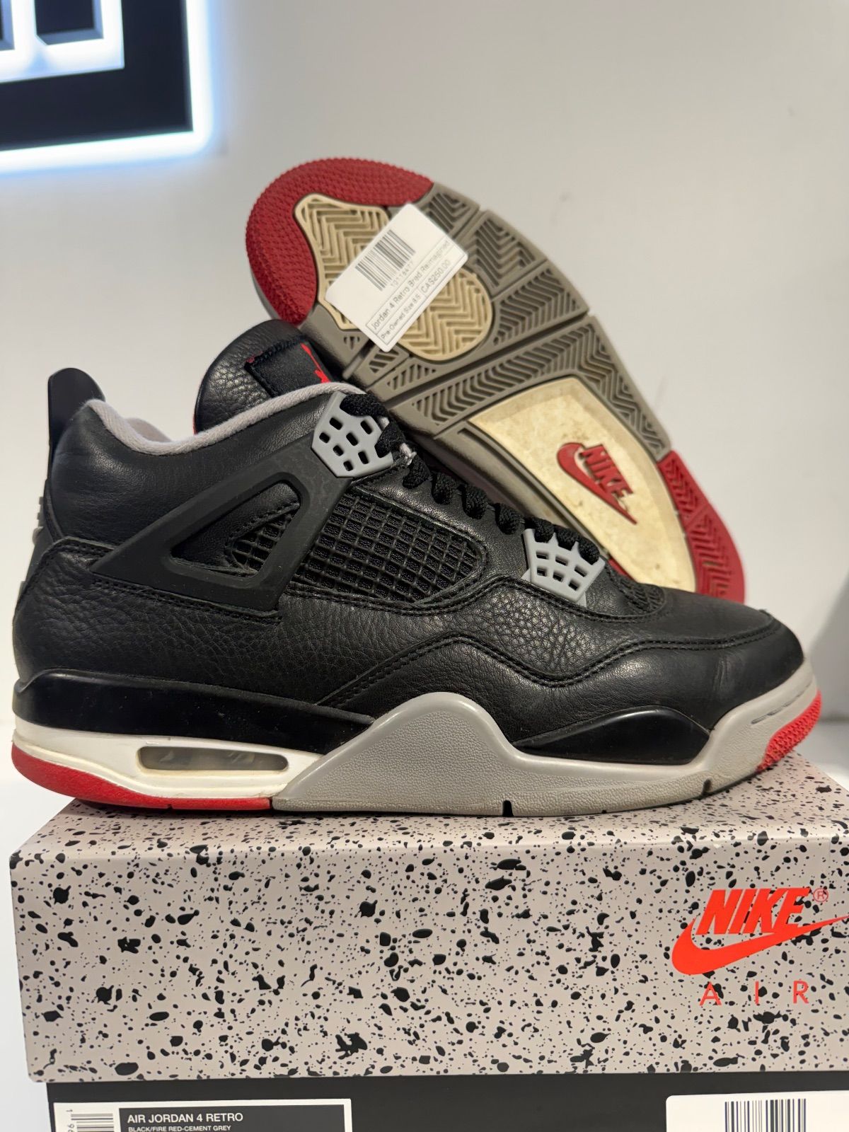 Jordan 4 Retro Bred Reimagined - Pre-Owned Size 8.5