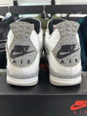 Jordan 4 Retro White Cement (2025) - Pre-Owned Size 9