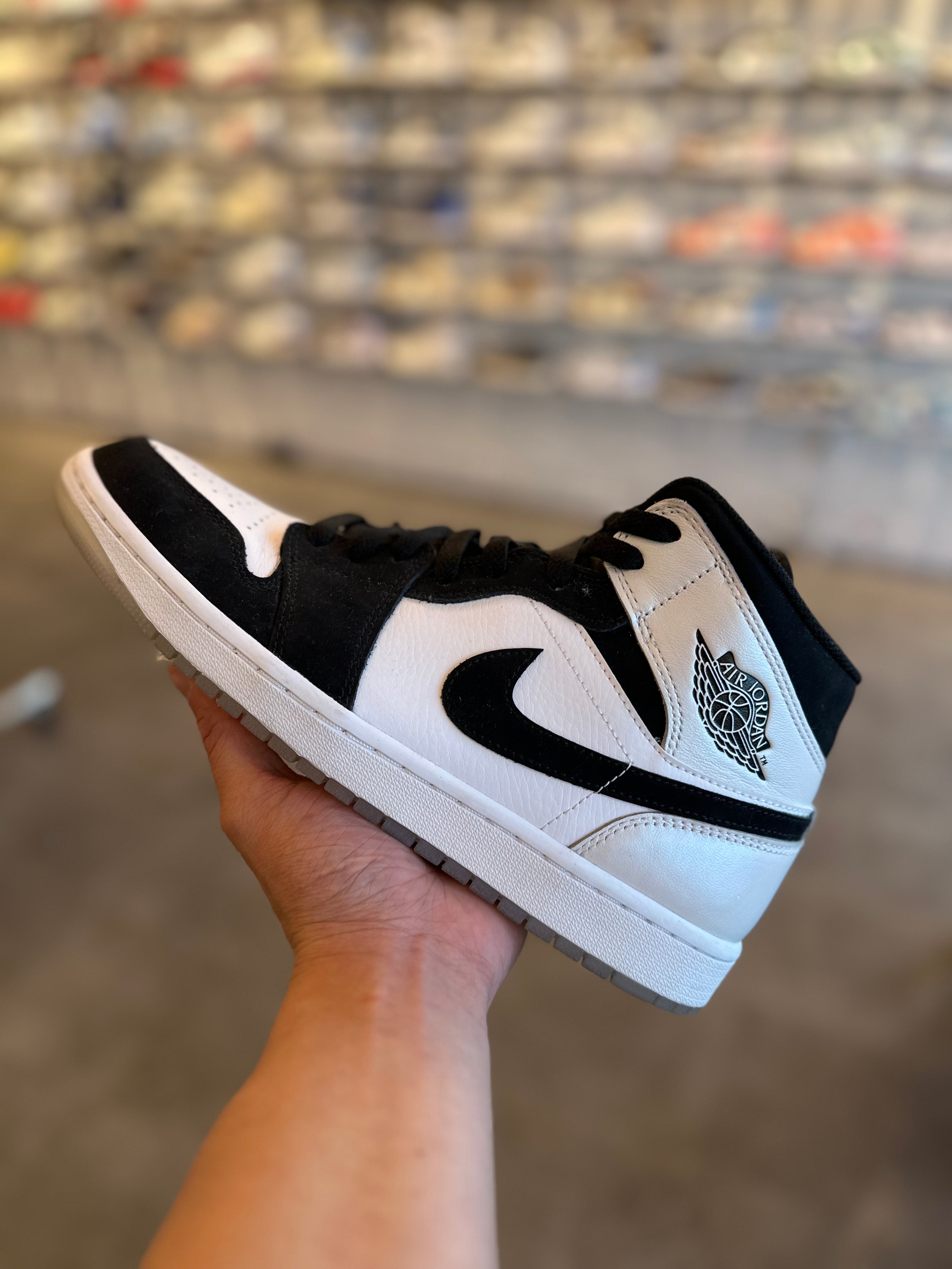 Jordan 1 Mid Diamond Shorts (Preowned Size 10)