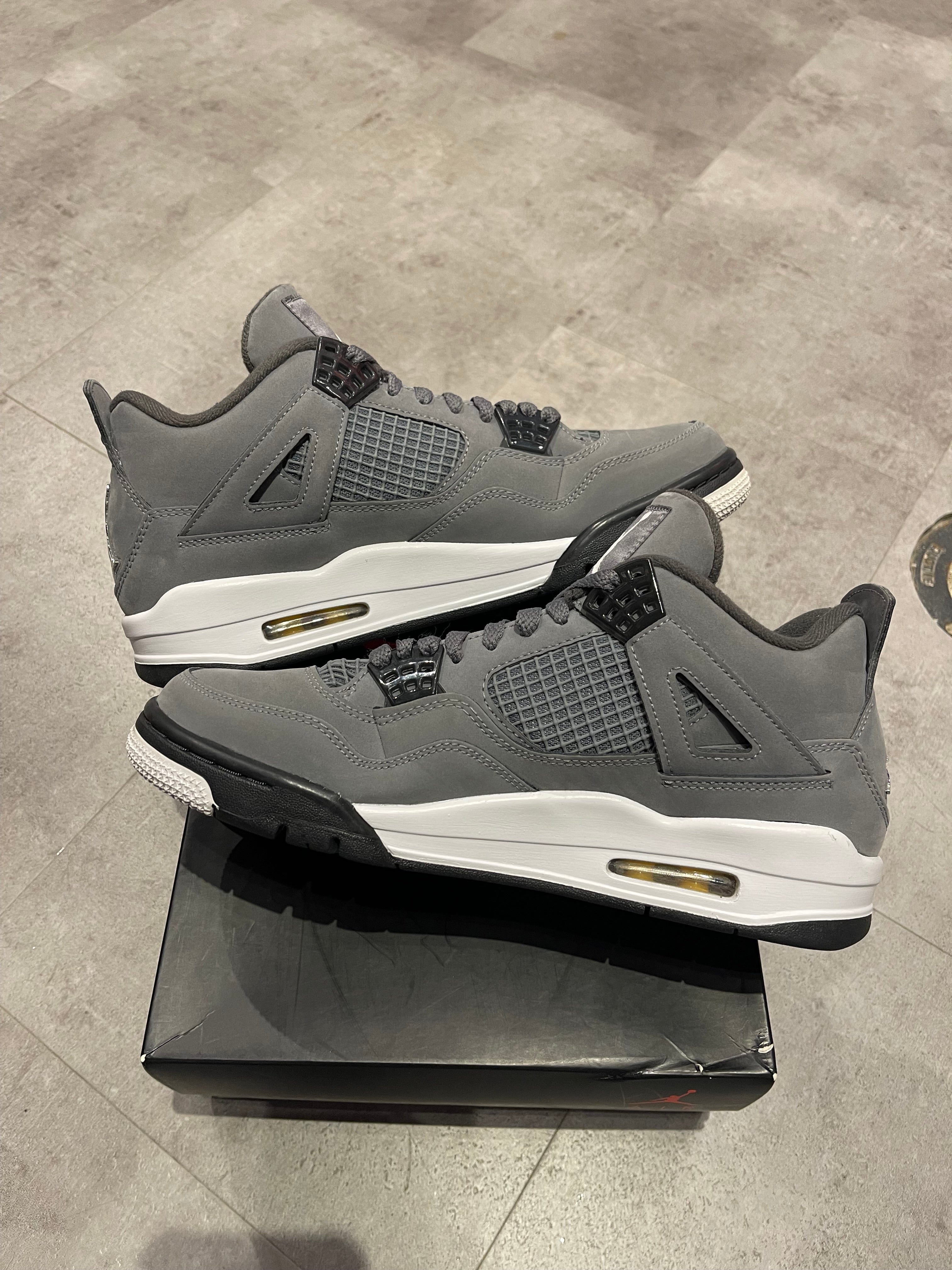 Jordan 4 Retro Cool Grey (2019) (Preowned)