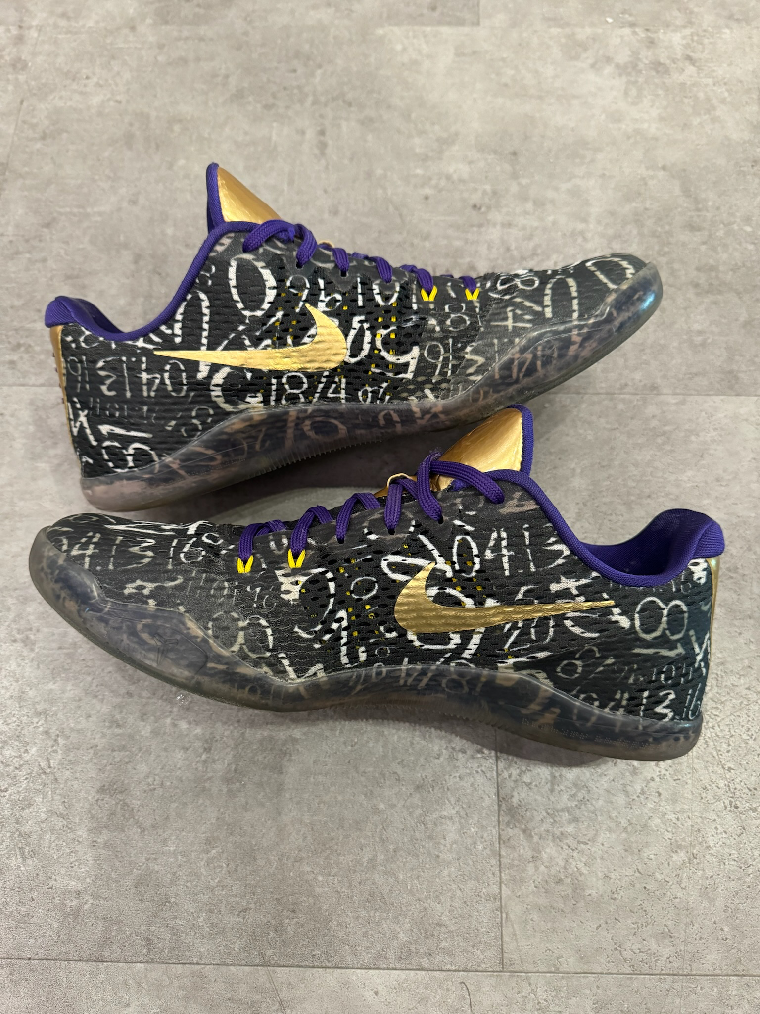 Nike Kobe 11 ID Mamba Day Black Purple Gold (Preowned Size 10.5)