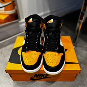 Jordan 1 Retro High Taxi (Preowned Size 8.5)