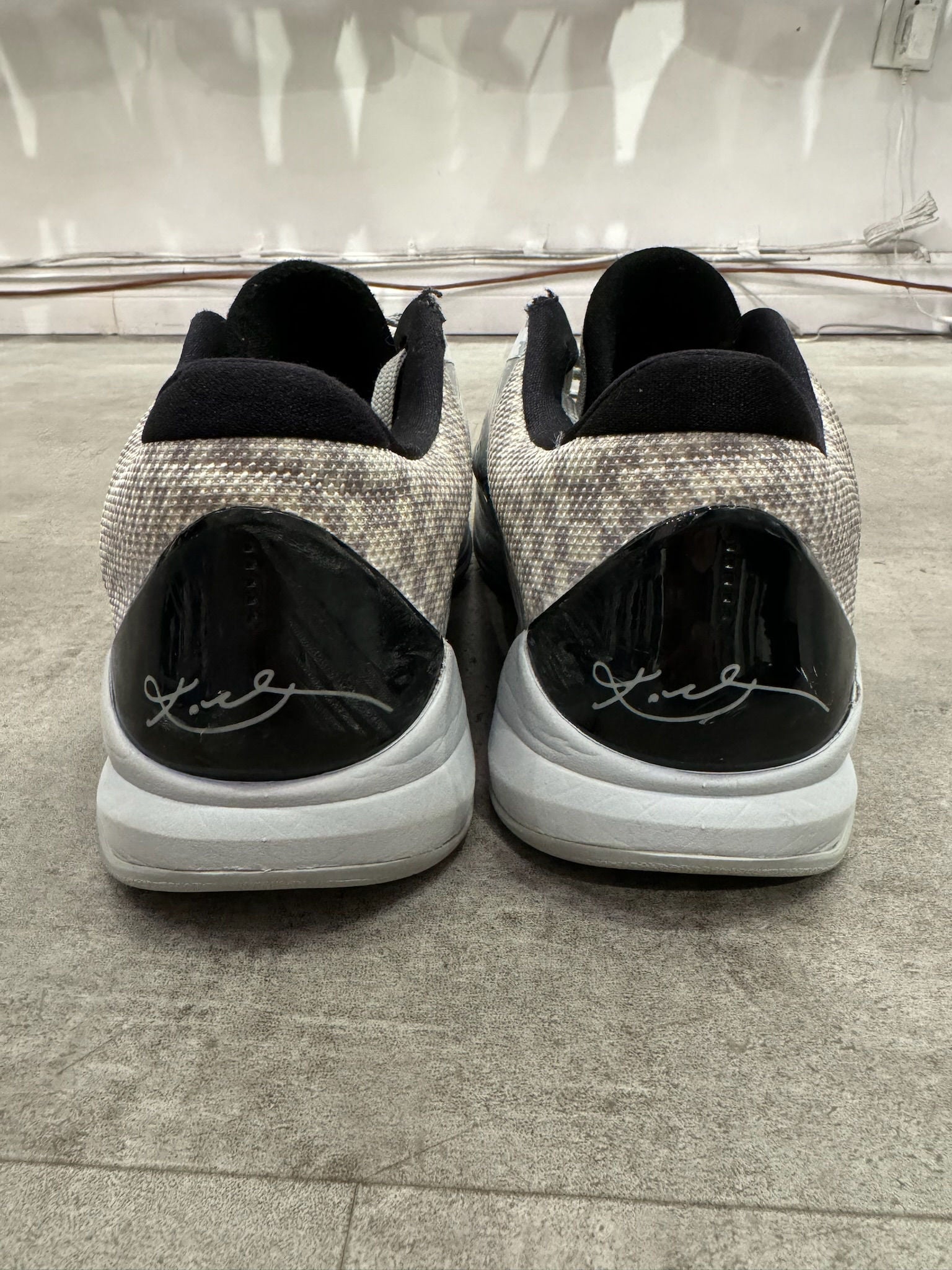 Nike Kobe 5 Protro Zebra Demar Derozan PE - Pre-Owned Size 11 (No original box)