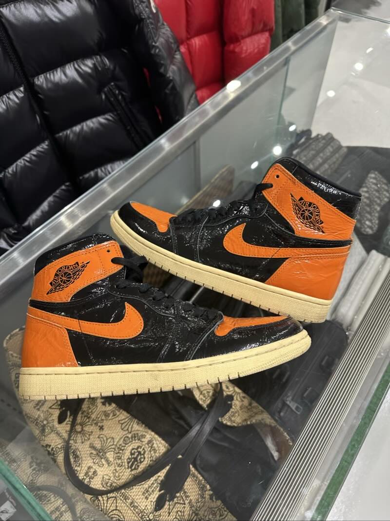 Jordan 1 Retro High Shattered Backboard 3.0 - Pre-Owned Size 10 (No original box)