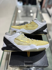 Nike Kobe 7 Elite (Home) - Pre-Owned Size 9.5