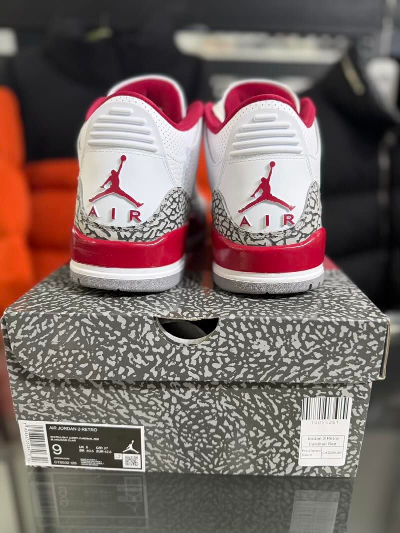 Jordan 3 Retro Cardinal Red - Pre-Owned Size 9