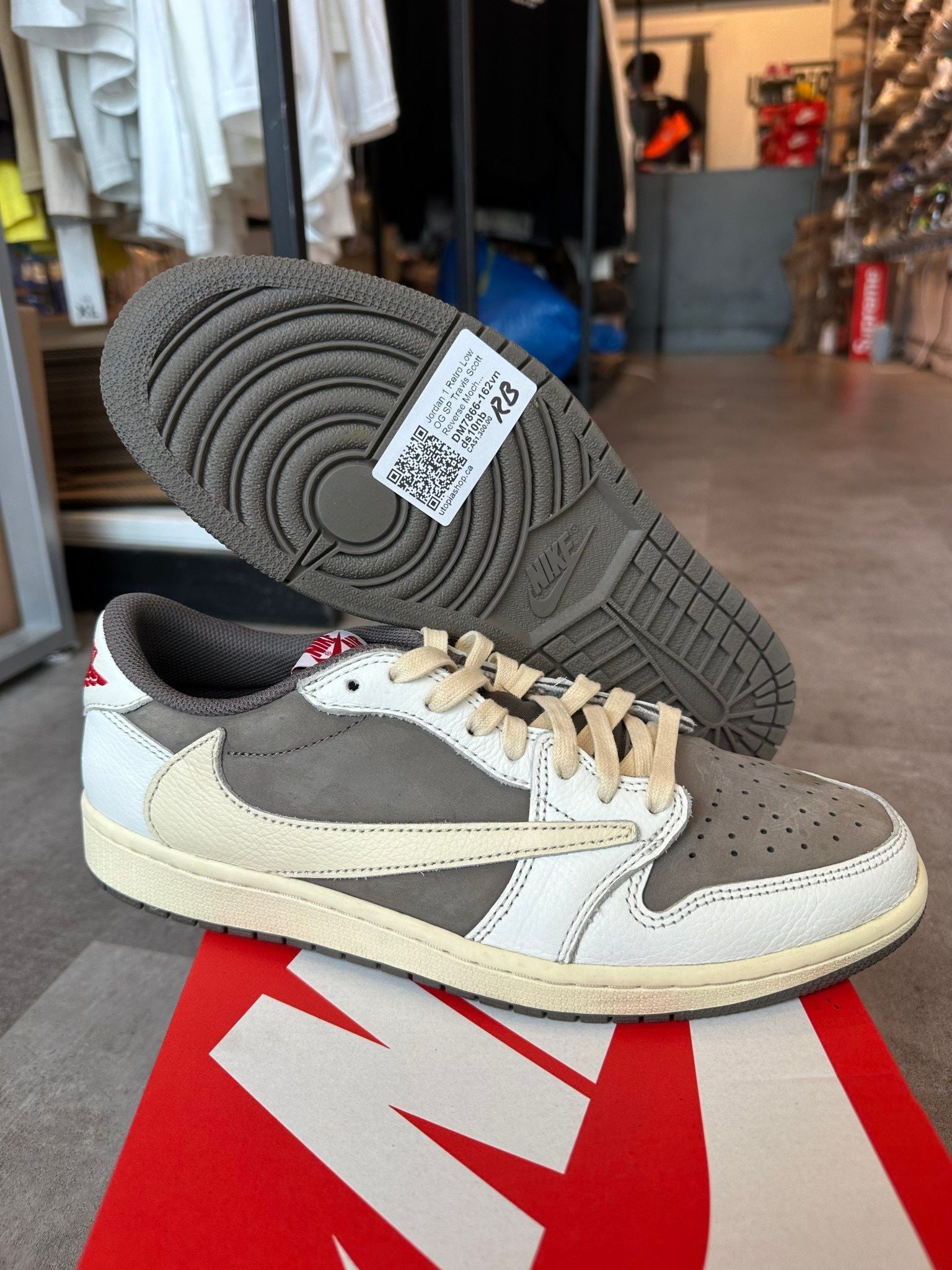 Jordan 1 Retro Low OG SP Travis Scott Reverse Mocha - Pre-Owned Size 10 (No original box)