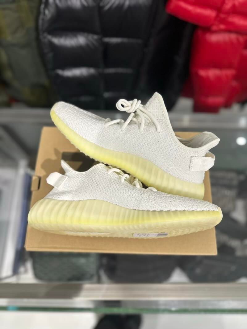 Adidas Yeezy Boost 350 V2 Cream - Pre-Owned Size 9 (No original box)