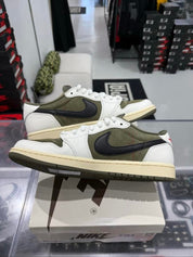 Jordan 1 Retro Low OG SP Travis Scott Medium Olive - Lightly Pre-Owned Size 11M