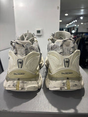 Balenciaga Runner Graffiti White - Pre-Owned Size 14