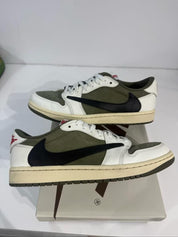 Jordan 1 Retro Low OG SP Travis Scott Medium Olive - Lightly Used Size 9