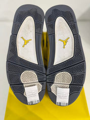 Jordan 4 Retro Lightning (2021) - Pre-Owned Size 9