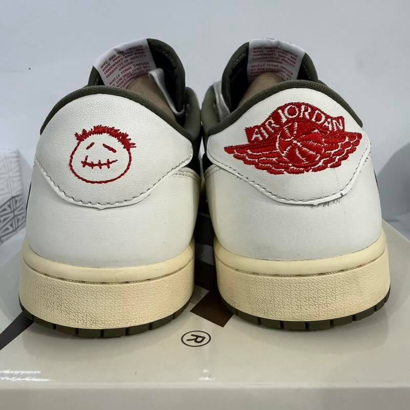 Jordan 1 Retro Low OG SP Travis Scott Medium Olive - Pre-Owned Size 10