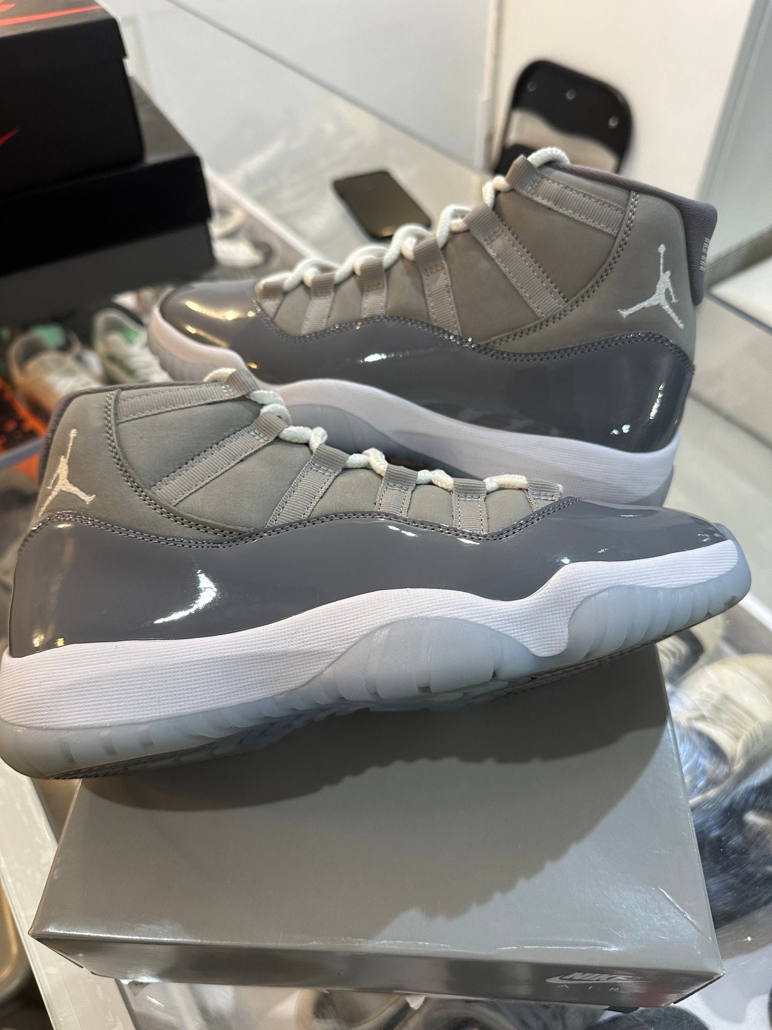 Jordan 11 Retro Cool Grey (2021) - Pre-Owned Size 8.5