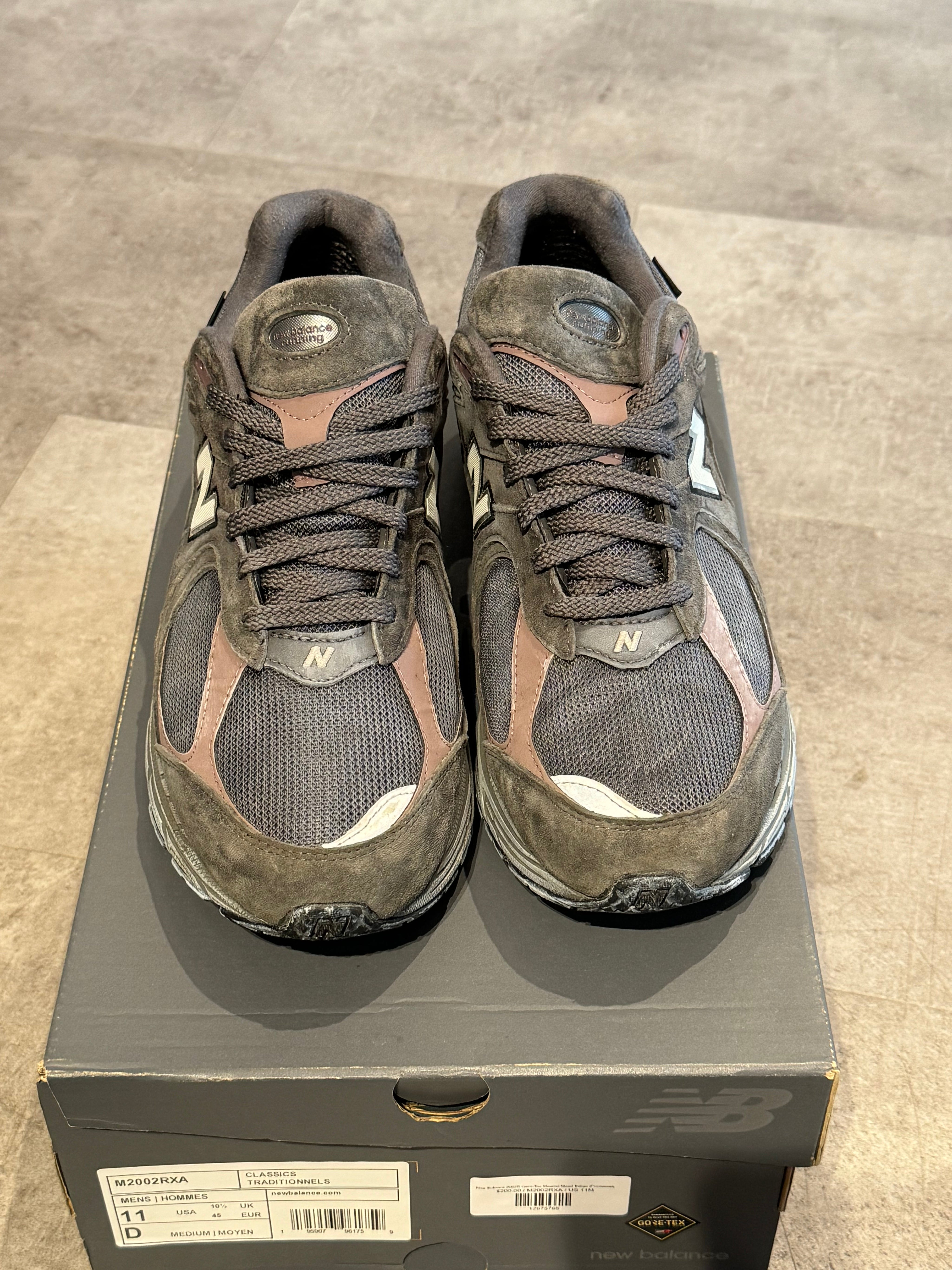 New Balance 2002R Gore-Tex Magnet Mood Indigo - Pre-Owned Size 11