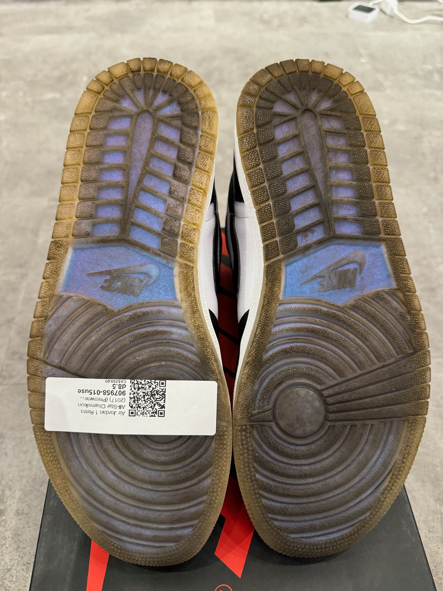 Air Jordan 1 Retro All-Star Chameleon (2017) - Pre-Owned Size 8.5