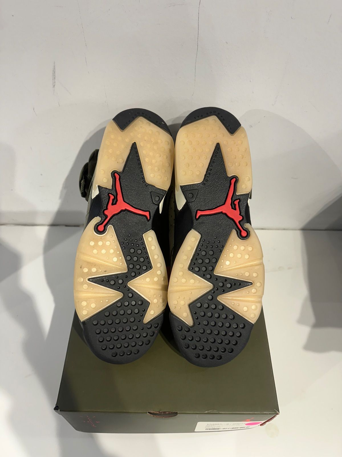 Jordan 6 Retro Travis Scott (GS) - Worn Once Size 7Y
