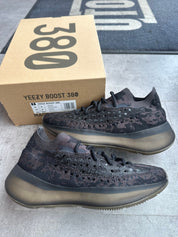 adidas Yeezy Boost 380 Onyx - Pre-Owned Size 8.5