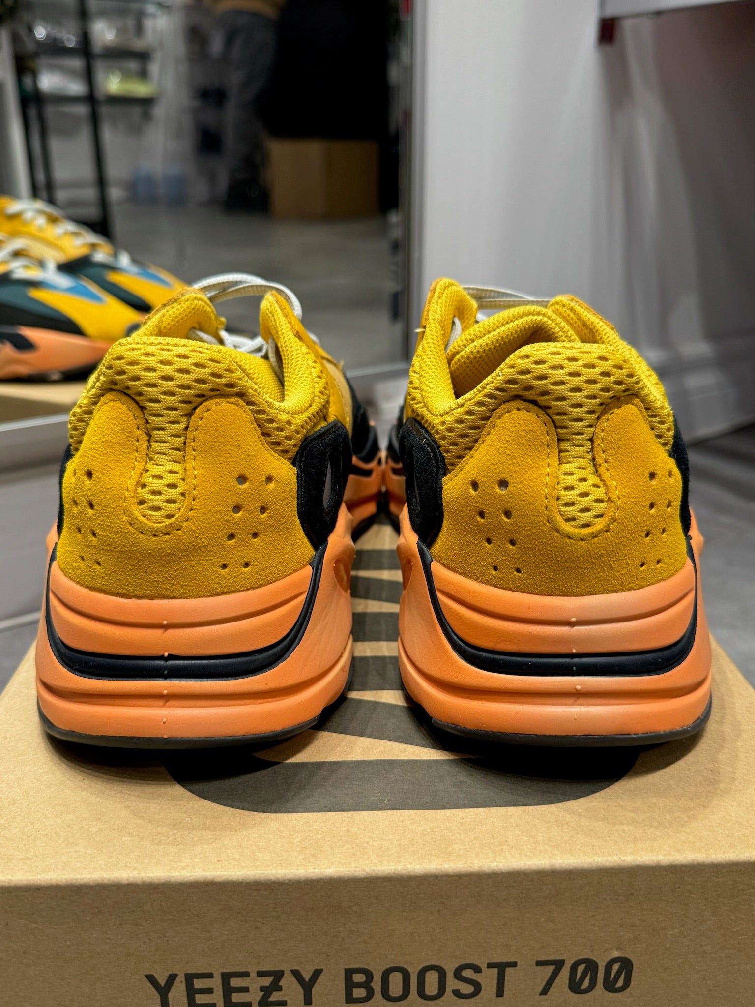 Adidas Yeezy Boost 700 V1 Sun - Pre-Owned Size 7.5