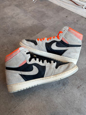 Jordan 1 Retro High Neutral Grey Hyper Crimson - Pre-Owned Size 10 (No original box)