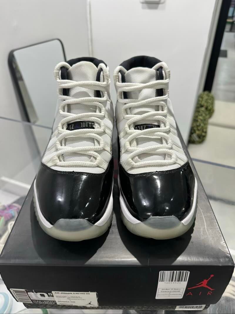 Jordan 11 Retro Concord (2018) - Pre-Owned Size 10 (Replacement box)