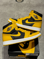 Air Jordan 1 Retro High Pollen (Preowned Size 9)