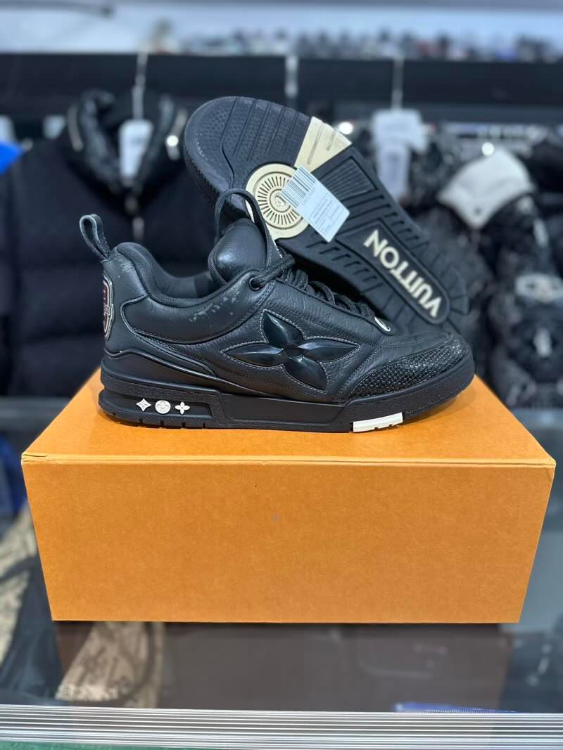 Louis Vuitton LV Skate Sneaker Black - Pre-Owned Size LV9/10.5M