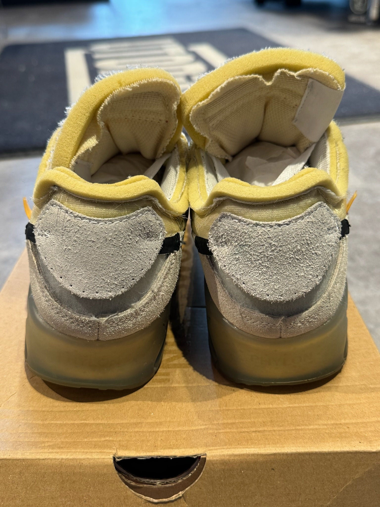 Nike Air Max 90 Off-White - Pre-Owned Size 8.5