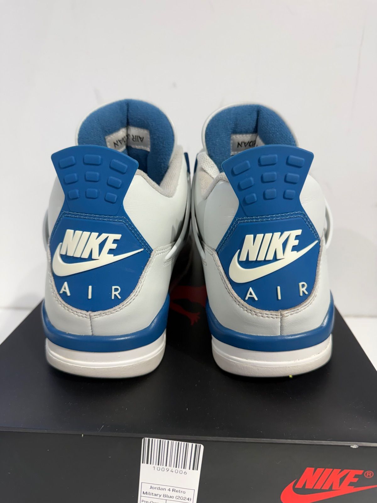 Jordan 4 Retro Military Blue (2024) - Pre-Owned Size 10