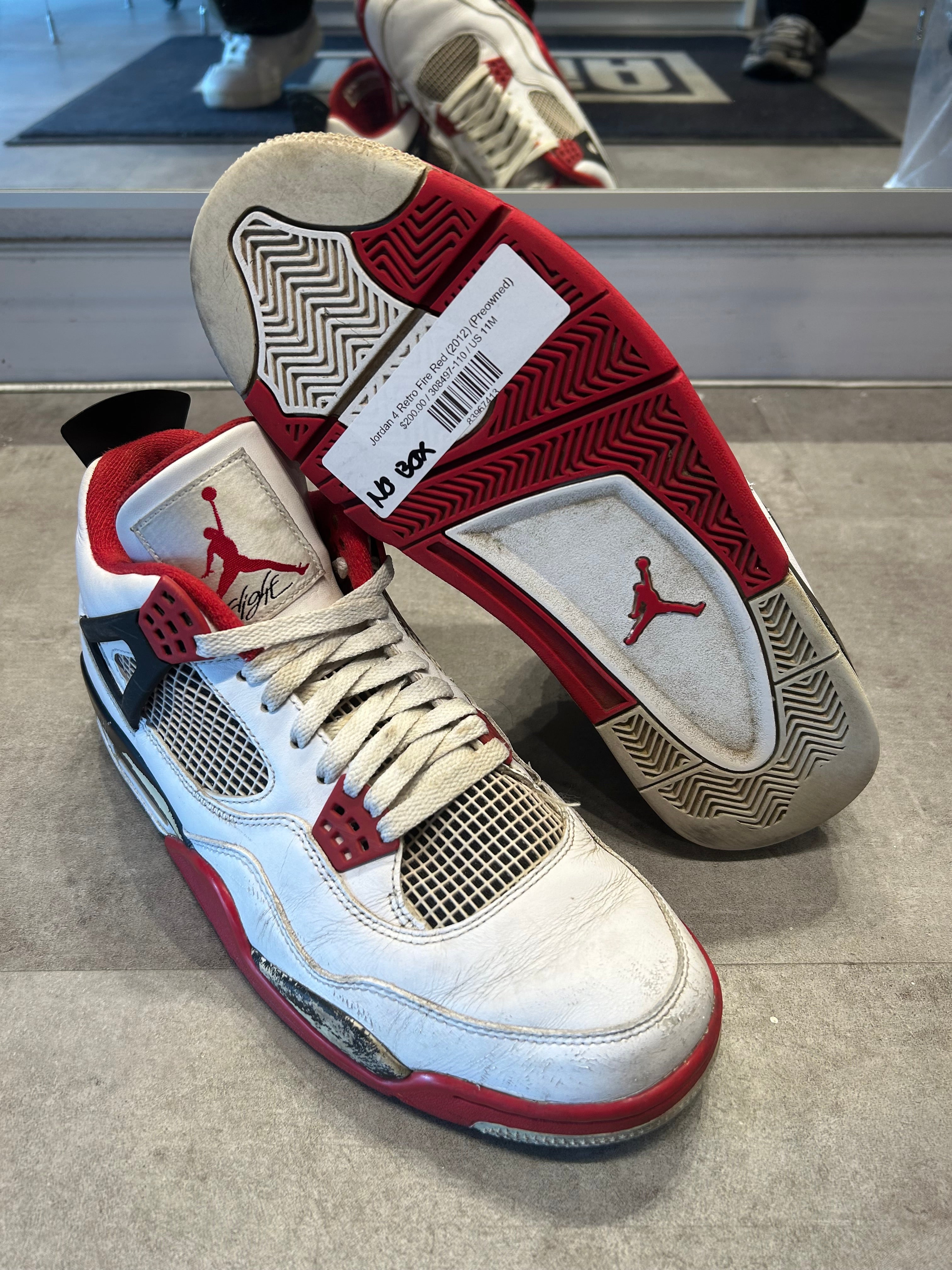 Jordan 4 Retro Fire Red (2012) (Preowned)