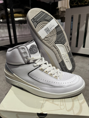 Jordan 2 Retro Cement Grey (Preowned Size 11)