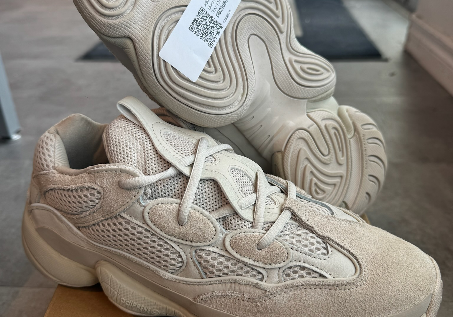 Adidas Yeezy 500 Blush (Preowned Size 9.5)