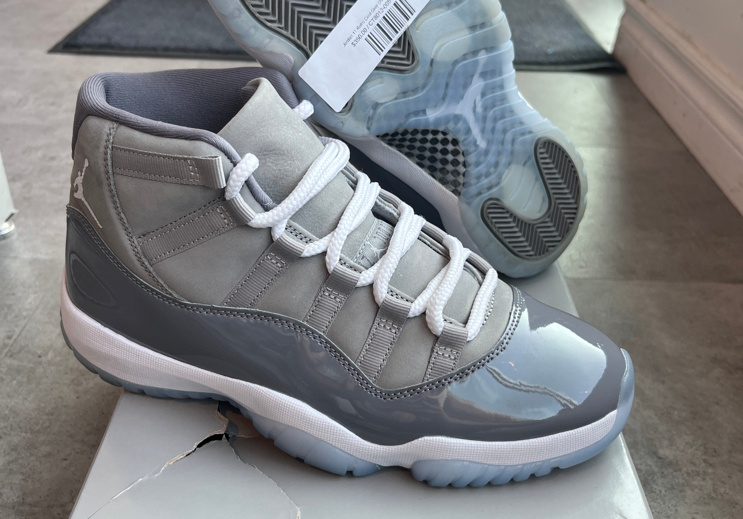 Jordan 11 Retro Cool Grey (2021) (Preowned Size 8.5)