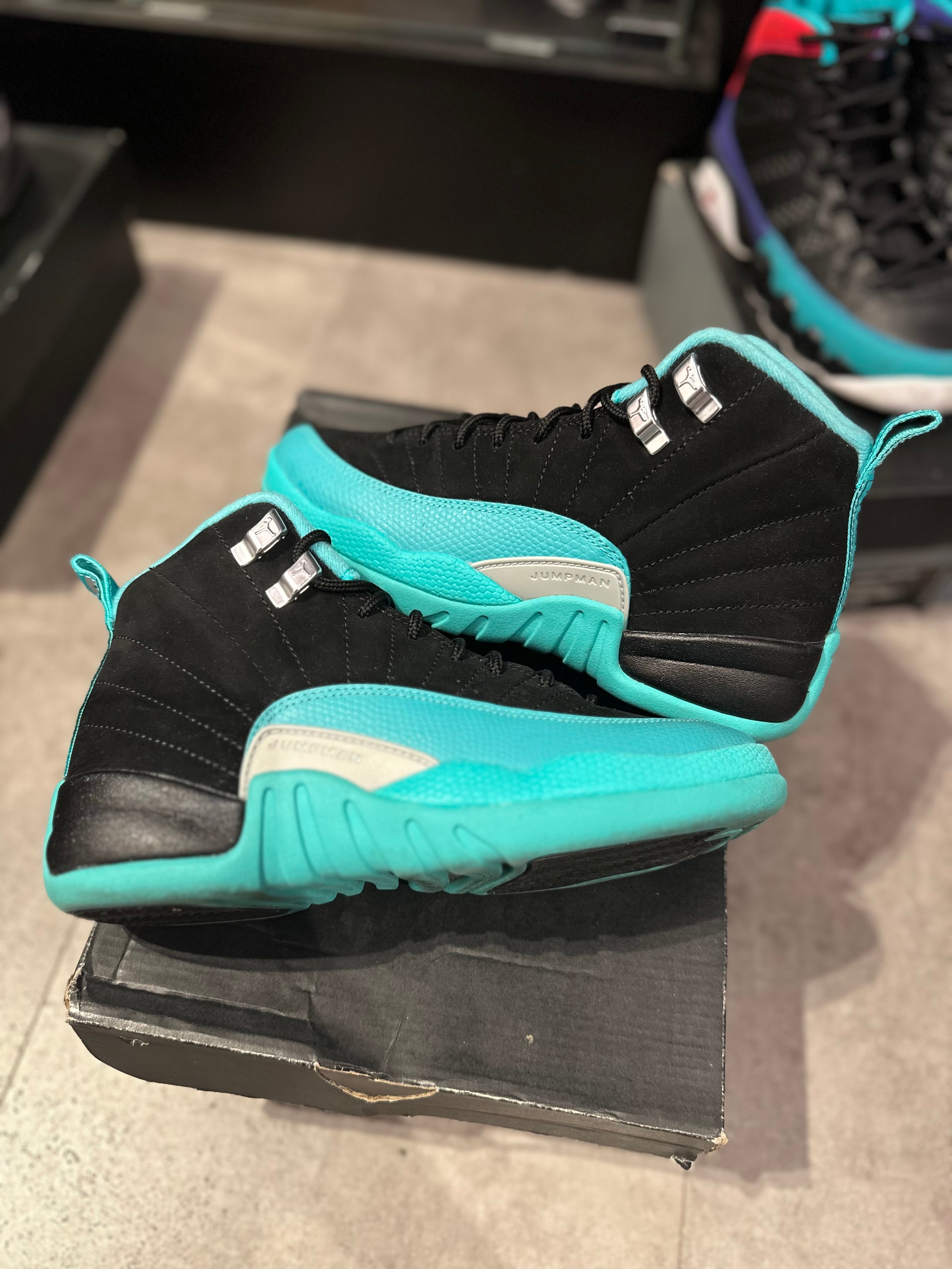 Jordan 12 Retro Hyper Jade (GS) (Preowned)