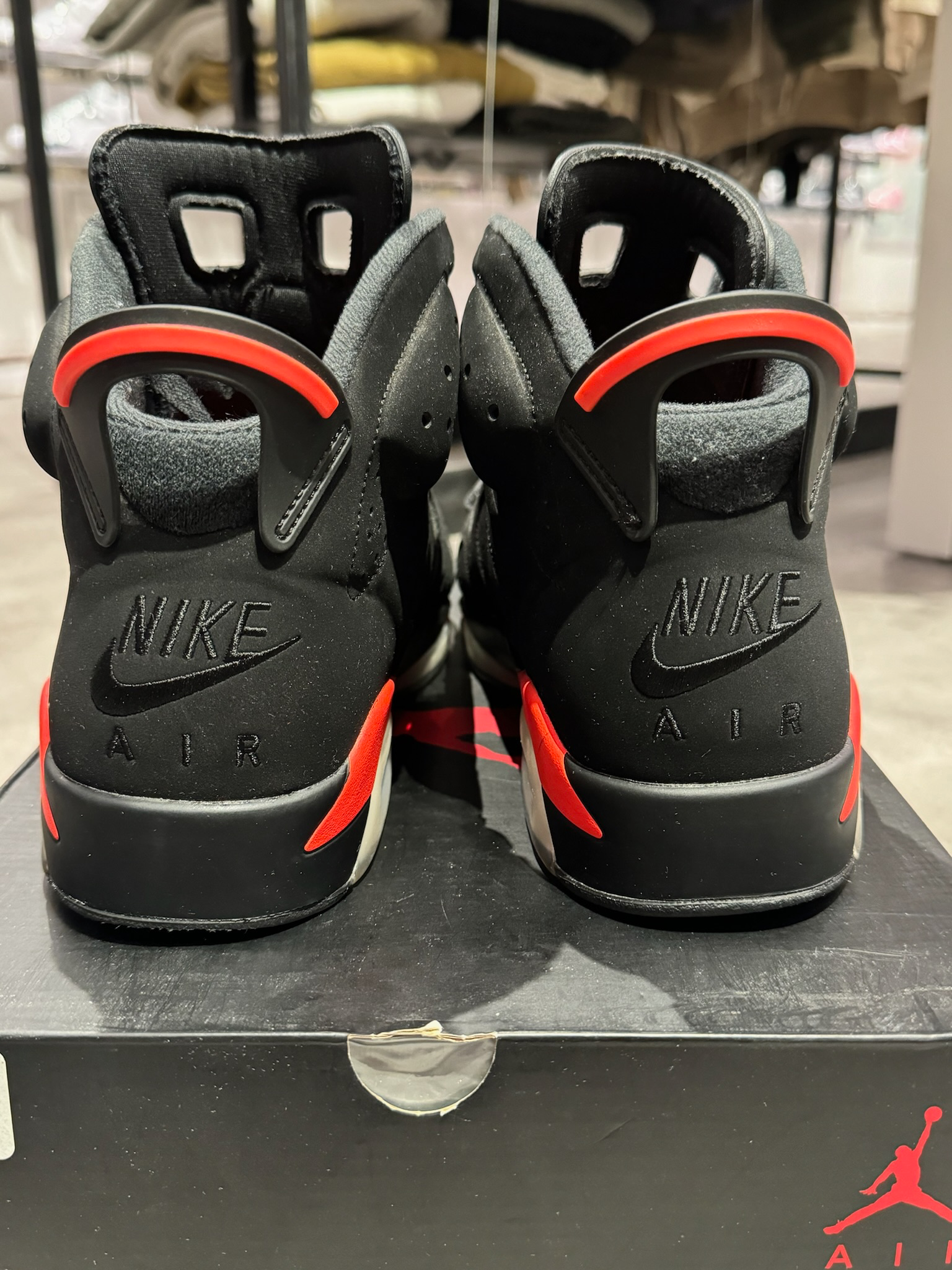 Jordan 6 Retro Black Infrared (2019) (Preowned Size 11)