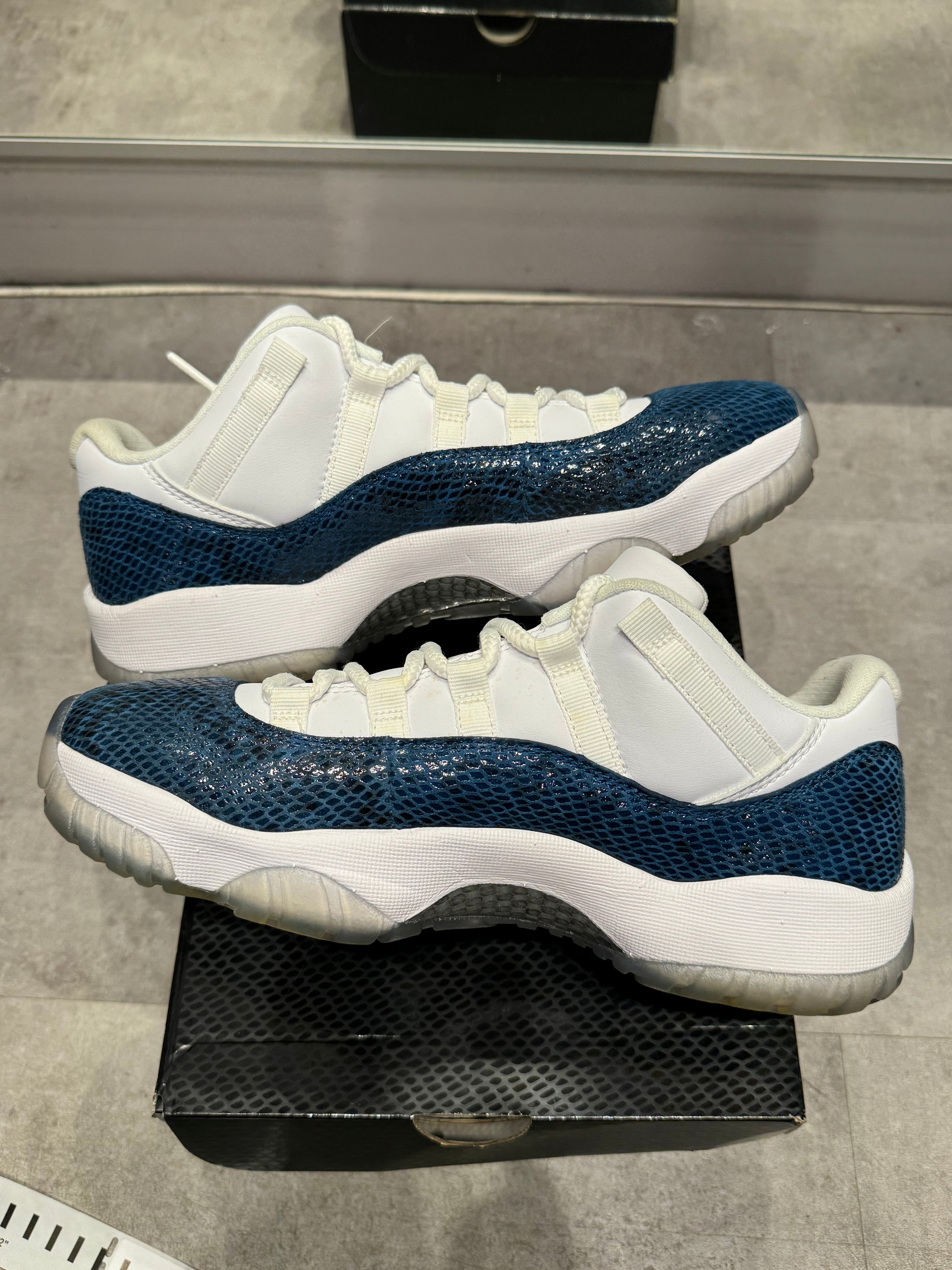 Jordan 11 Retro Low Snake Navy (2019) (Preowned)