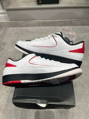 Jordan 2 Retro Low Chicago (2016) (Preowned Size 10)