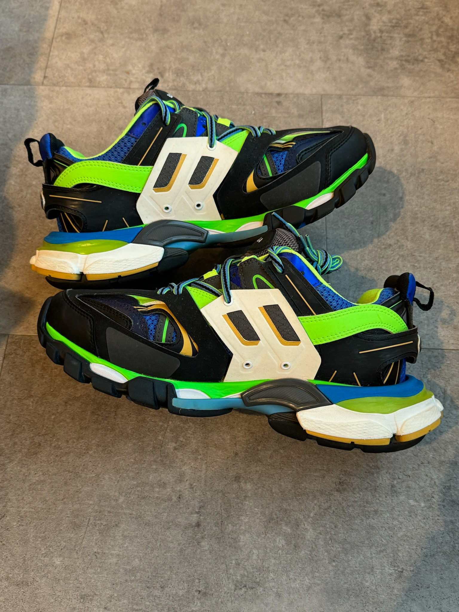 Balenciaga Track Green White Blue (Preowned Size 40/FITS8-9)