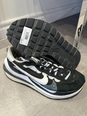 Nike Vaporwaffle sacai Black White (Preowned)