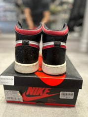 Jordan 1 High Black Gym Red (GS) (Preowned Size 5Y)