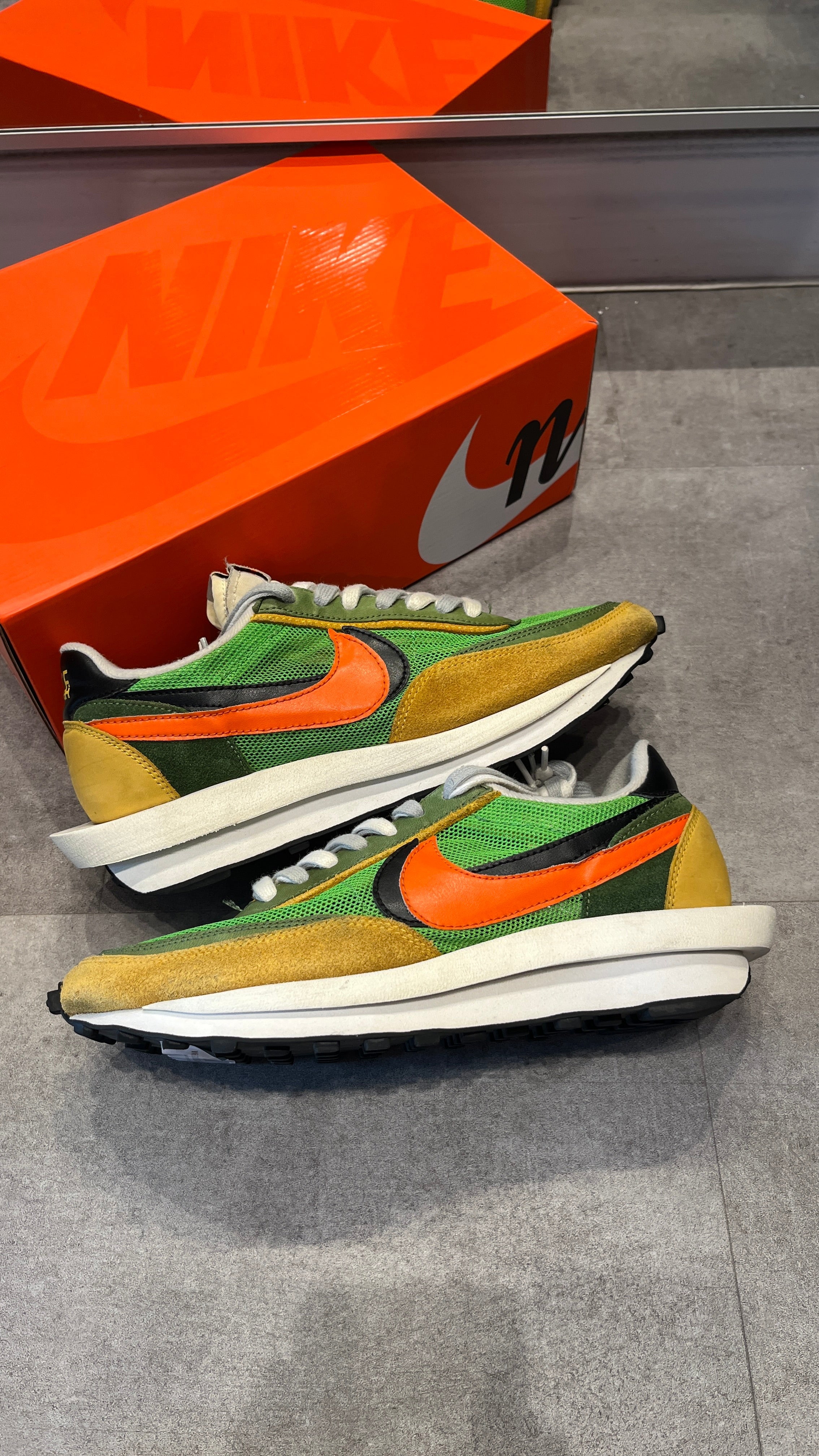 Nike LD Waffle sacai Green Gusto (Preowned)