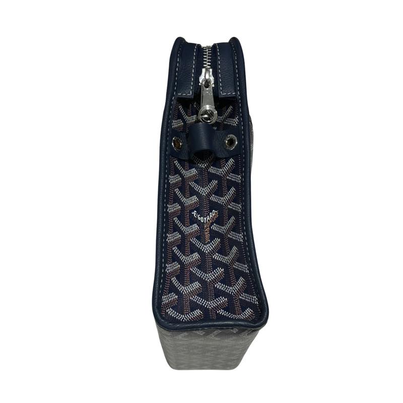 Goyard Jouvence Toiletry GM Bag Navy, lightly used – photo 3 of 7