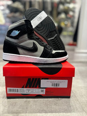 Jordan 1 Retro High Twist 2.0 (Preowned Size 7.5W)