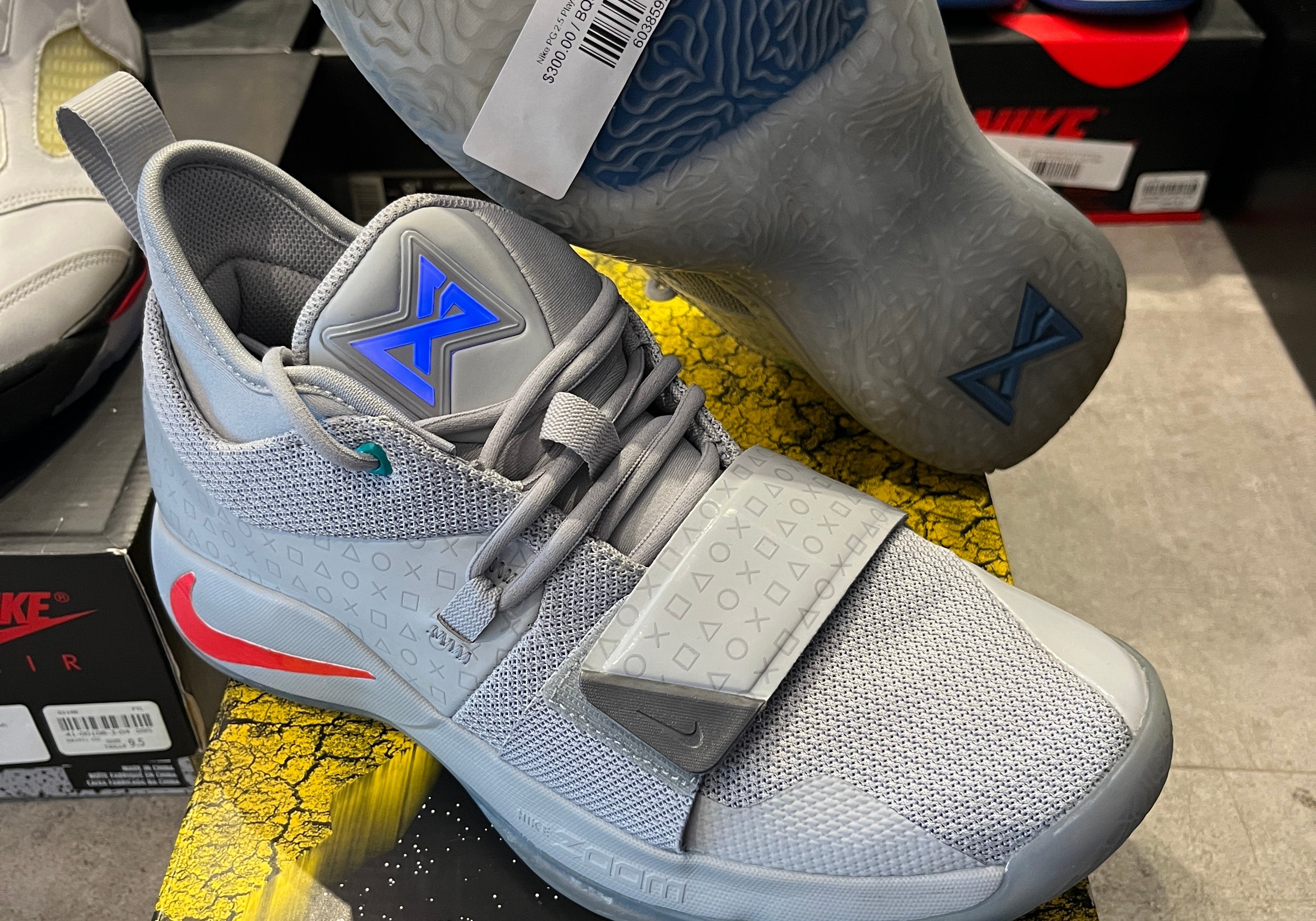 Nike PG 2.5 Playstation Wolf Grey (Preowned)