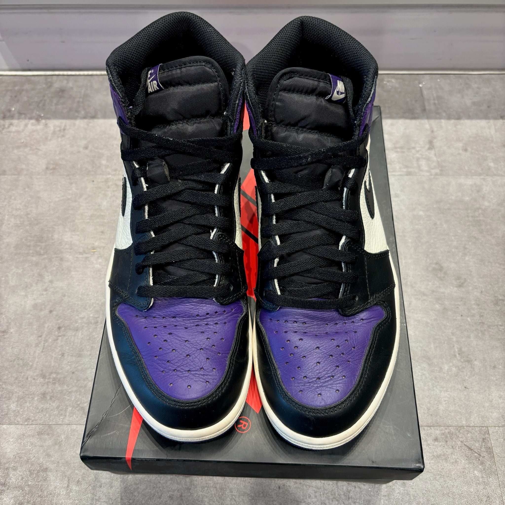 Jordan 1 Retro High Court Purple (Preowned Size 11)