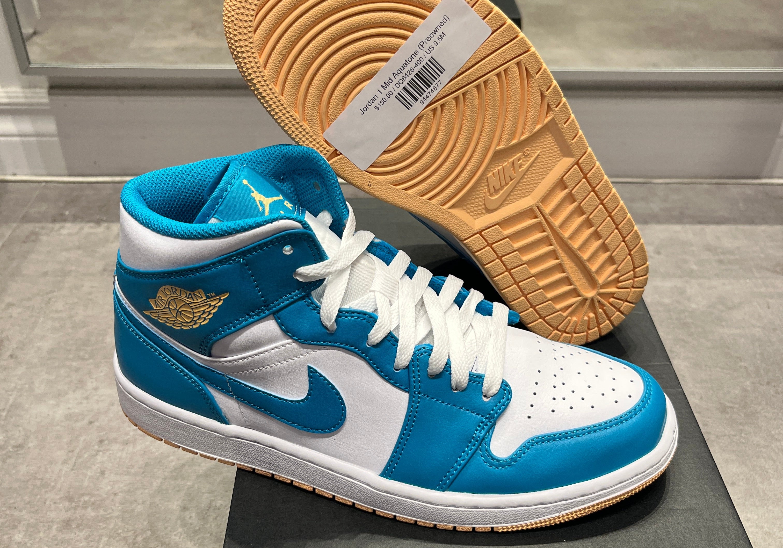 Jordan 1 Mid Aquatone (Preowned)