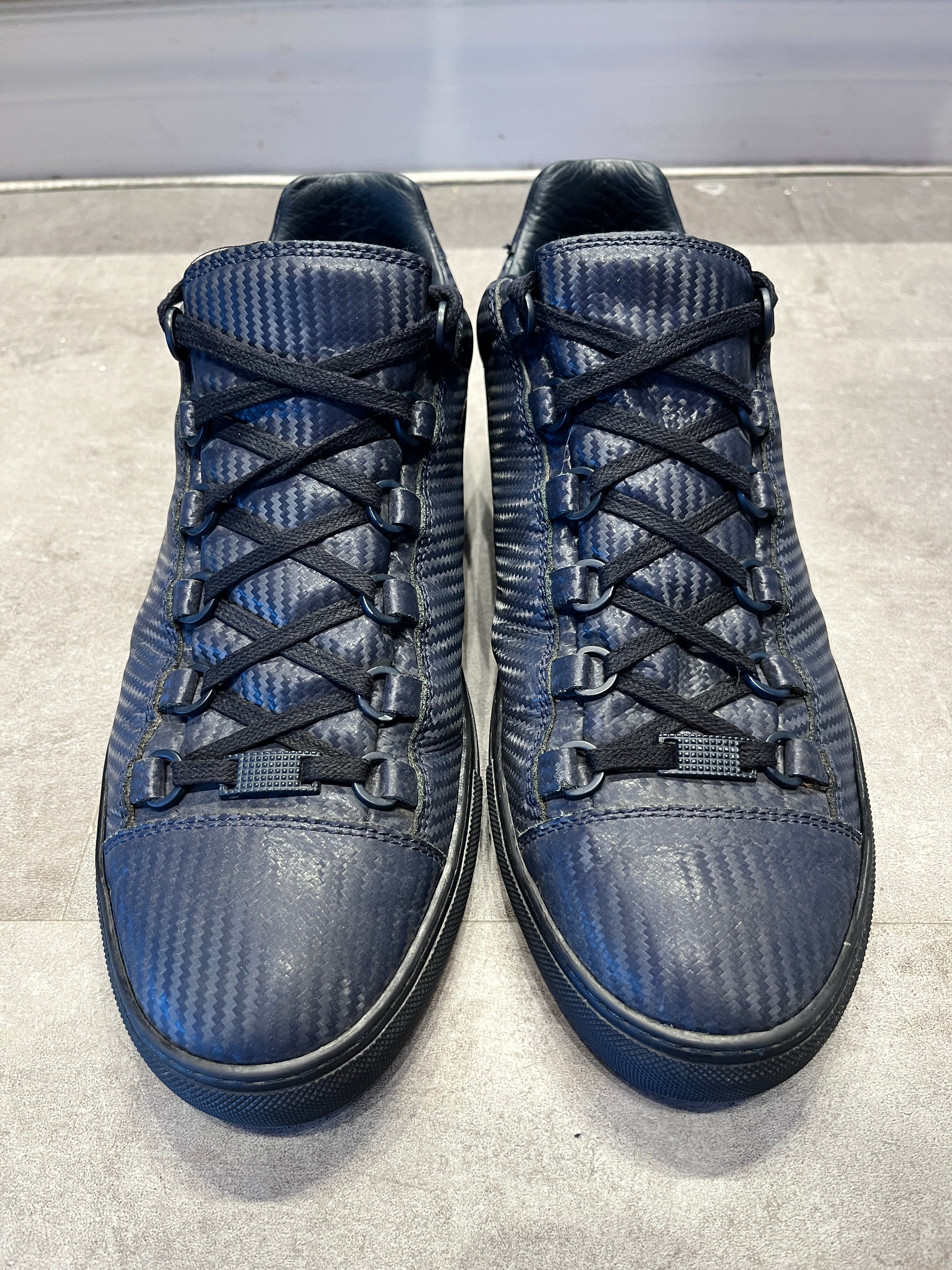 Balenciaga Arena Low Navy (Preowned)