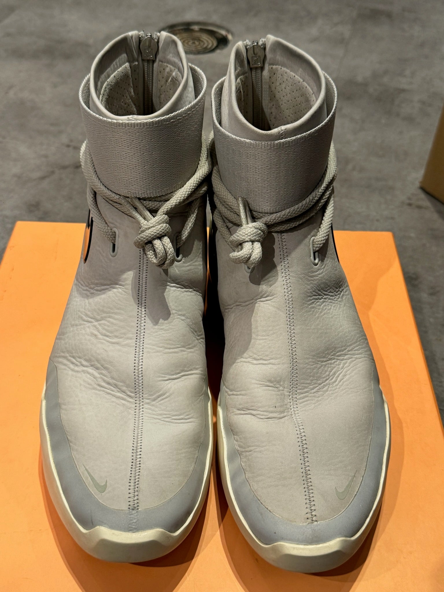 Nike Air Fear of God Shoot-Around Light Bone (Preowned)