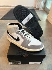 Jordan 1 Mid SE Craft Inside Out Cement Grey (Preowned)