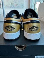 Jordan 1 Low Gold Toe (GS) (Preowned Size 7y)